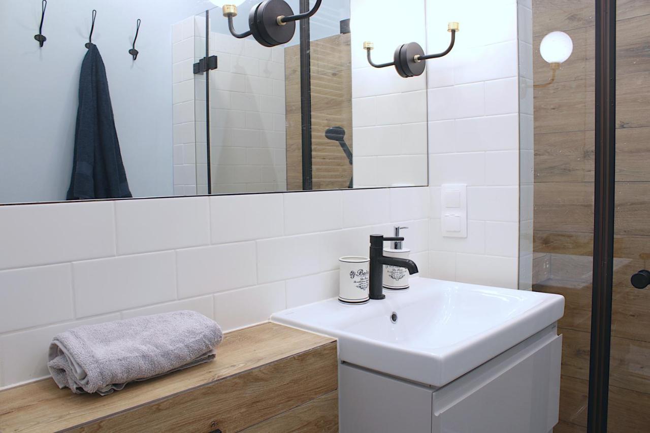 Kana - Stylish Apartment In Krakow Pomorska - Close, Wifi, Smart Tv Cracovia Esterno foto